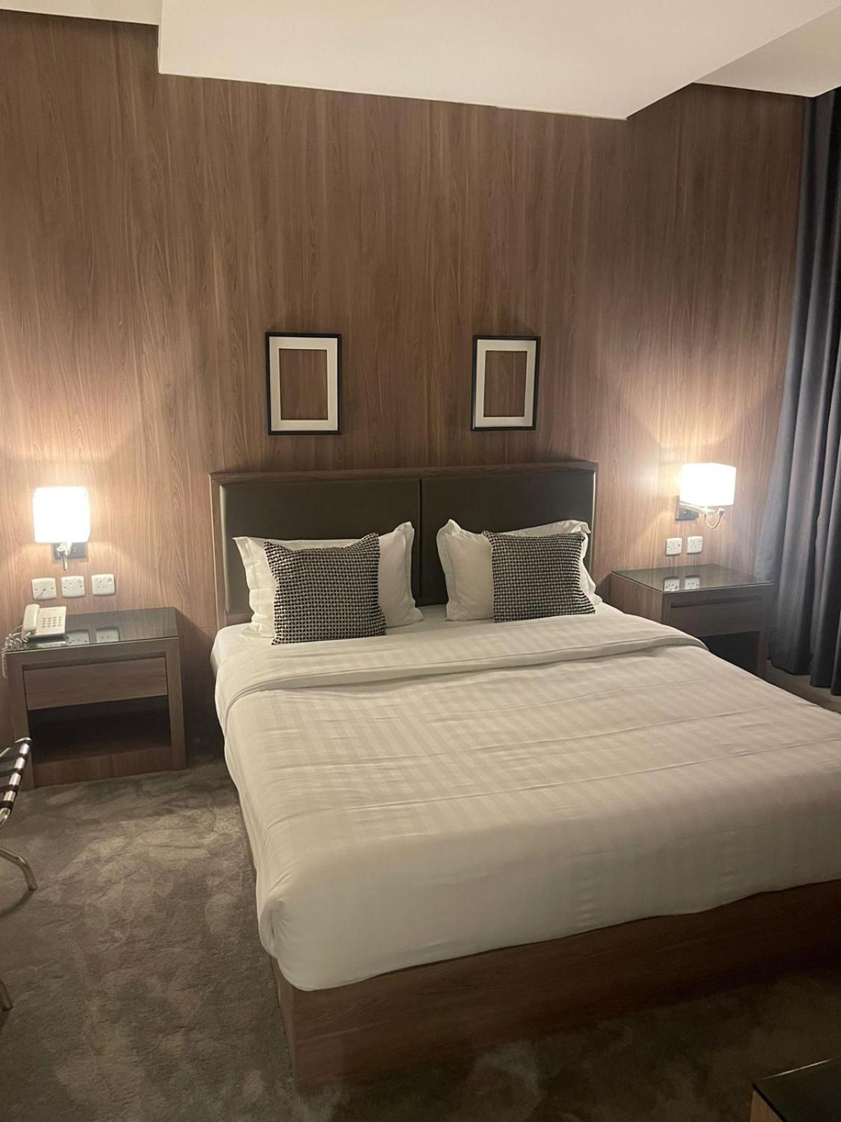 Land Walk Al Aqiq Riyadh Exterior photo