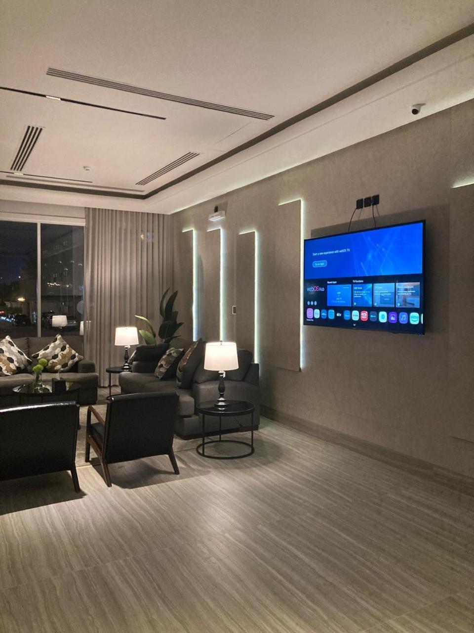 Land Walk Al Aqiq Riyadh Exterior photo